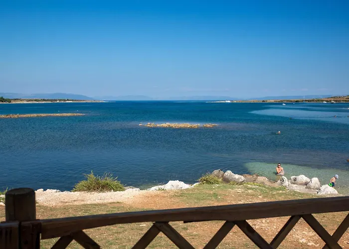 Апартаменти In - Istrien 51816 *