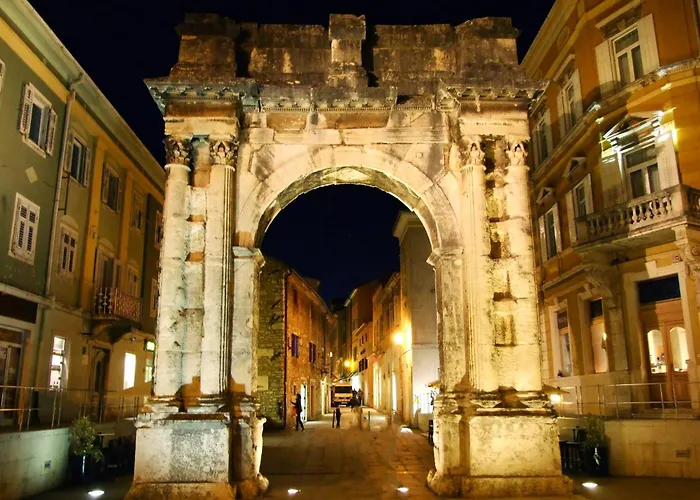 In - Istrien 51816 Апартаменти